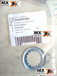 Arruela de Travamento do Eixo Pinhāo Original para KTM 625, 640, 660, 690, 790, 890 2003 a 2025 - Husqvarna 701 2016 a 2022 - Gas Gas 700 2022 - C90033031000 / 51033031000