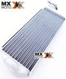 Radiador Lado Direito Original KTM 4T EXCF 20 a 23 - SXF / XCF 19 a 22 - Husqvarna 4T FE 20 a 23 - FC/TC 19 a 22 - Gas Gas 4T EC250F/350F - EX250F/350F/450F - MC250F/350F/450F 21 a 23 - 79535008100
