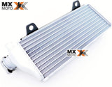 Radiador Lado Direito Original KTM 4T EXCF 20 a 23 - SXF / XCF 19 a 22 - Husqvarna 4T FE 20 a 23 - FC/TC 19 a 22 - Gas Gas 4T EC250F/350F - EX250F/350F/450F - MC250F/350F/450F 21 a 23 - 79535008100