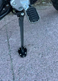 Base Ampliada Pedal Descanço ( c/logo) em Aluminio para CFMOTO 450MT IBEX