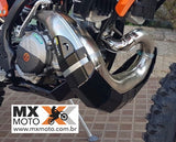 Protetor de Motor e Cano em Aluminio KTM EXC 250/300 2T 2024 / XC 250/300 2023 e 2024 - Husqvarna TEi / TPi 2024 - GASGAS 2T EC/EX 250/300 2024 - Prata, Preto  - Start Racing