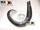 Protetor de Curva Carbono / Fibra Marca Kicarbono KTM 2T EXC 250/300 2024 a 2025 - SX/XC 250/300 23 a 24 - Husqvarna 250/300 TE/TPi 24 - TX 23 e 24 - Gas Gas EC/EX 250/300 2T 24