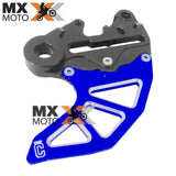 Protetor de Disco Corona Traseiro Integral 20mm Com Suporte de Pinça Usinado em Aluminio para KTM EXC / XCW / EXCF / XCFW - 2008 a 2023 - Husqvarna TE/FE 14 a 23 - Gas Gas EC/MC/EX 125 a 450 21 a 23 ( motos de enduro ) ( Cores a escolher )