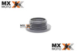 Parafuso da Tampa do Magneto Original KTM 4T 250 a 500 SXF/XCF/XCW/EXCF 2011 a 2026 - Husqvarna 4T FC/FE/FX 250 a 501 2020 a 2026 - Gas Gas 4T EC/EX/MC 250 a 500 21 a 26 - 7723000216030