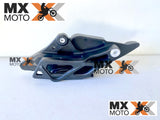 Guia de Corrente / Coroa Original  KTM 250/350/450 SXF 23 a 25 - 300 EXC / Six Days, 250/350 EXCF 2024 - HUSQVARNA FC/TC/TX 23 e 24 - FE 350 Pro / 450 / 501 2024 - GAS GAS MC 250/450F 23 e 24 - EX 300/250 / EC/EX 250 a 500F 2024 - A46004070000
