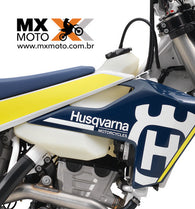( No Pix 399,00 ) Aletas / Aba do Tanque Husqvarna TE/FE 2017 com Grafismo Original - 25008054000HAB