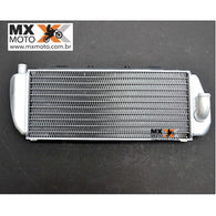 Radiador Lado Esquerdo Original KTM 2T/4T 125 a 500 17 a 19 - Husqvarna 2T/4T 125 a 501 TE/FE/FX/FS/FC - 17 a 19 - 50435007200