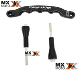 Alça Lateral Traseira / Desatolador Corona em Aluminio Preto para KTM EXC/EXCF 250 - 300 - 350 - 450 - 2020  a 2022 - Husqvarna TE / FE / TP - 20 a 22 - Gas Gas Enduro 21 a 23