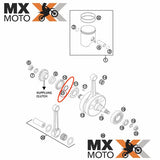 Oring do Virabrequim Original KTM 2T SX/XC/XCW/EXC 250/300 94 a 24 - Husqvarna 2T TE/TX/TC 14 a 24 - Husaberg 2T 250/300 11 a 14 - Gas Gas EC/EX 250/300 21 a 24 - MC250 22 a 24 - 0770250015  ( 25,00 x 1,50 Nbr 70 )