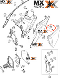 Parafuso Grande ( lado esquerdo ) que Segura o Banco Original KTM SX/SXF/XCF 19 a 22 - EXC / EXCF 20 a 23 - GAS GAS todas 21 a 23 - 79107040010