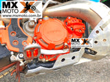 Kit Acerbis X-POWER Protetor Tampa Magneto + Protetor Tampa Embreagem e Bomba Dagua KTM 2T EXC / SX  250/300 - 2017 a 2019 / Husqvarna 2T TE/TC 250/300 17 a 19. ( PRETA  - 2726840001 ou LARANJA - 2726840237 )